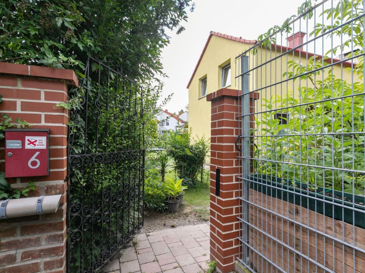 Lively Holiday Home In Wien With Private Garden מראה חיצוני תמונה