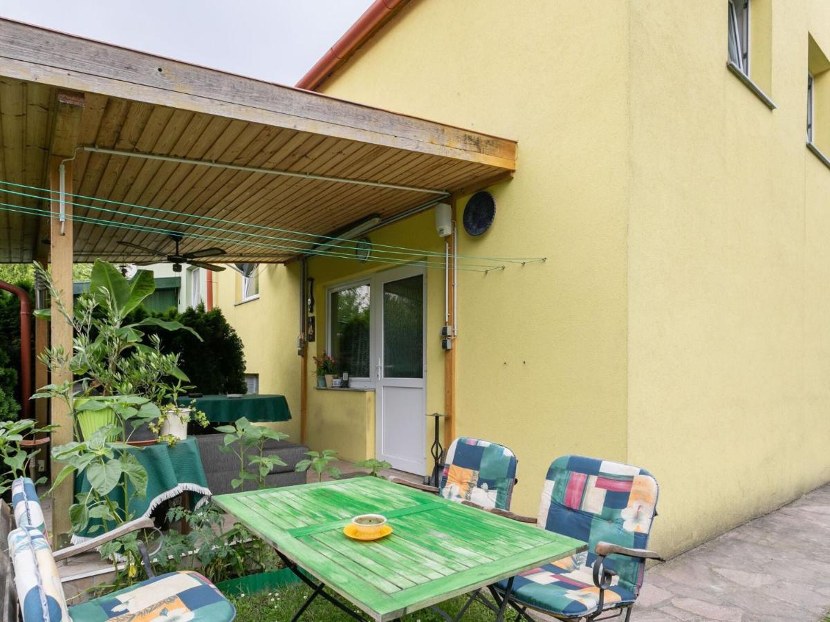 Lively Holiday Home In Wien With Private Garden מראה חיצוני תמונה